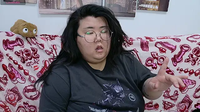 Nadine asian online show from December 16, 4:06 am