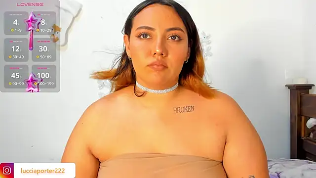 LucciaPorter online show from December 17, 12:23 am