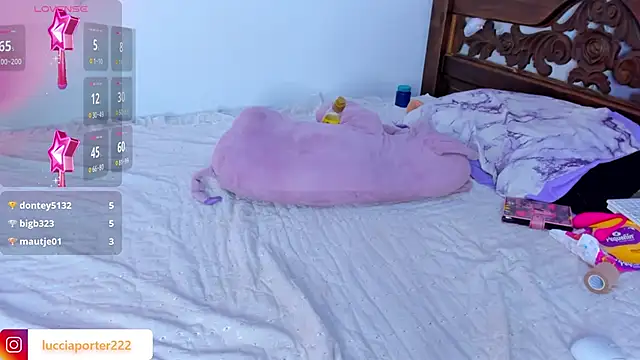 LucciaPorter online show from December 21, 3:03 am