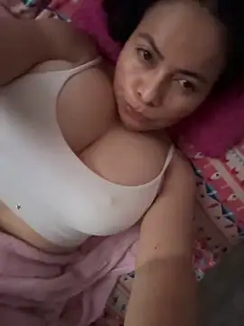 Snapshot of Janna099 chatting on March 23, 2:21 pm Janna099 online show from March 23, 2:21 pm