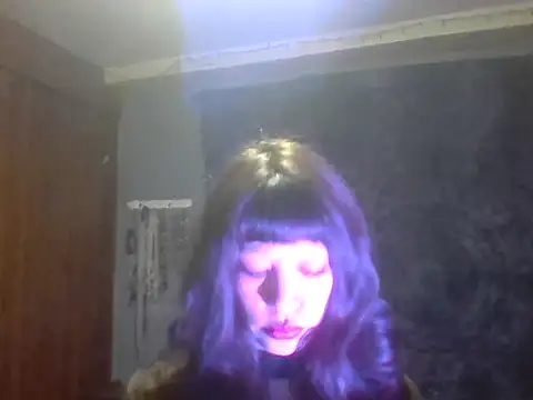 Snapshot of Fo0xybby chatting on May 16, 12:40 am Fo0xybby online show from May 16, 12:40 am