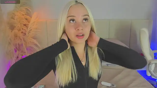 sofia pamela online show from September 23, 6:55 pm