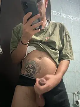 Magicerosxx69 online show from November 3, 7:53 am