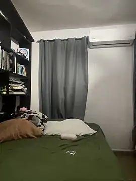 Magicerosxx69 online show from December 17, 11:55 pm