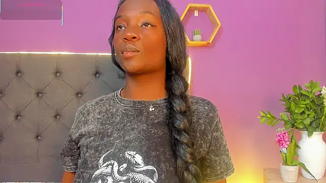 lanna bx online show from November 10, 7:02 pm