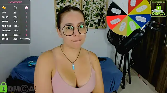 isa loves cum online show from October 7, 7:00 pm