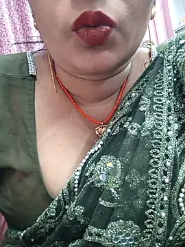 Snapshot of Ritasingh-0461 chatting on February 27, 6:46 am Ritasingh-0461 online show from February 27, 6:46 am