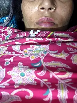 Snapshot of Ritasingh-0461 chatting on May 20, 12:06 am Ritasingh-0461 online show from May 20, 12:06 am