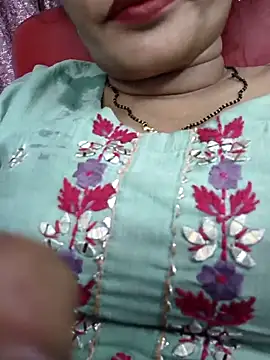 Snapshot of Ritasingh-0461 chatting on June 8, 9:31 am Ritasingh-0461 online show from June 8, 9:31 am