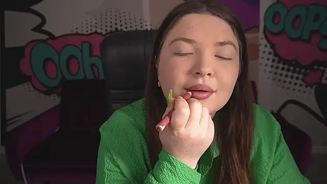 RosieMoons online show from September 12, 7:36 pm