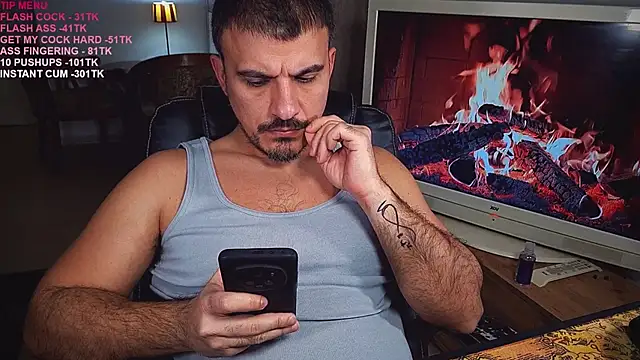 Snapshot of officeman7 chatting on February 22, 6:41 pm officeman7 online show from February 22, 6:41 pm