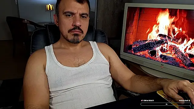 Snapshot of officeman7 chatting on February 1, 3:32 pm officeman7 online show from February 1, 3:32 pm