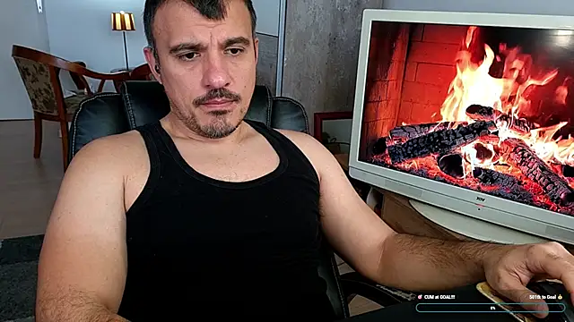 Snapshot of officeman7 chatting on February 8, 10:51 am officeman7 online show from February 8, 10:51 am