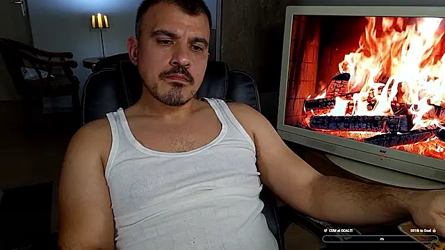 Snapshot of officeman7 chatting on February 14, 5:21 pm officeman7 online show from February 14, 5:21 pm