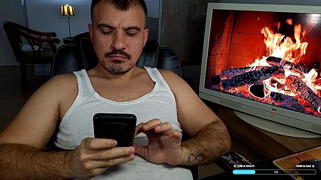 Snapshot of officeman7 chatting on February 16, 3:19 pm officeman7 online show from February 16, 3:19 pm