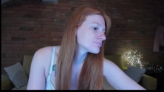 Aliceginger99 online show from September 13, 4:12 am