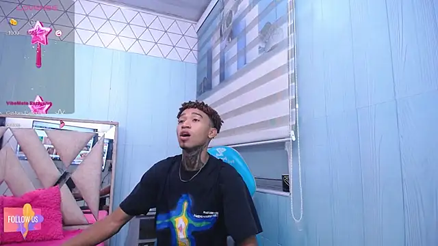 sexy blacks  online show from February 15, 11:28 am