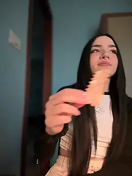 Snapshot of ShannonShanny chatting on January 27, 2:46 pm ShannonShanny online show from January 27, 2:46 pm