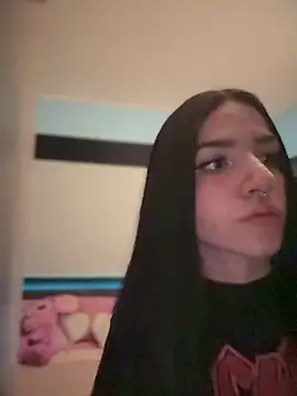 Snapshot of ShannonShanny chatting on March 18, 8:04 pm ShannonShanny online show from March 18, 8:04 pm