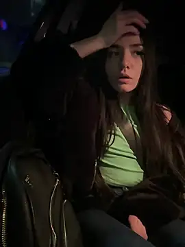 Snapshot of ShannonShanny chatting on March 22, 9:53 pm ShannonShanny online show from March 22, 9:53 pm