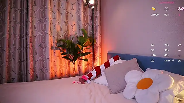 askaudrey  online show from January 15, 1:52 pm