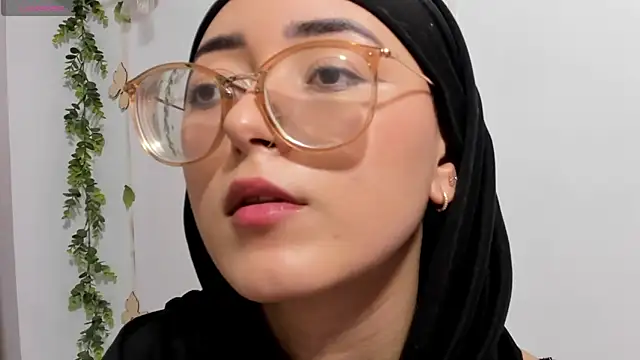 aysel elid online show from March 15, 9:54 pm