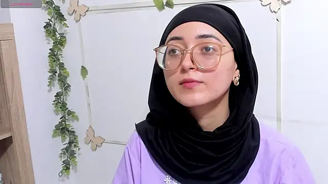 Snapshot of aysel_elid chatting on June 6, 8:24 pm aysel elid online show from June 6, 8:24 pm