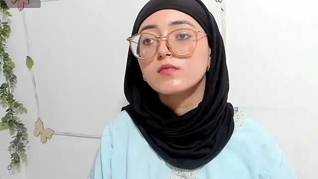 Snapshot of aysel_elid chatting on June 10, 11:13 pm aysel elid online show from June 10, 11:13 pm