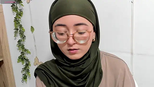 aysel elid online show from June 20, 10:23 pm