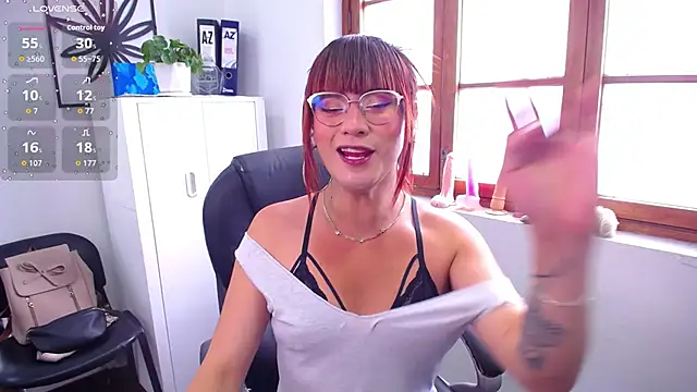 miss gisselle online show from September 30, 2:33 pm