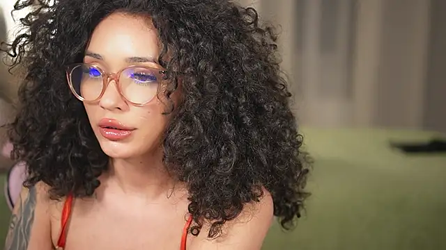 Snapshot of Moan4u chatting on January 26, 10:02 pm Moan4u online show from January 26, 10:02 pm