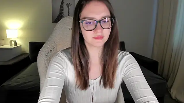Snapshot of Sonia_moon_ chatting on March 2, 5:23 am Sonia moon online show from March 2, 5:23 am