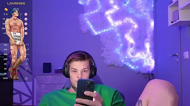 DENIS HERE online show from December 10, 7:11 pm