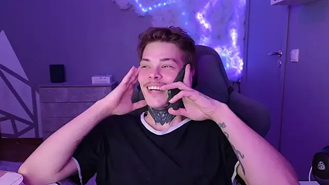 DENIS HERE online show from December 24, 6:06 pm