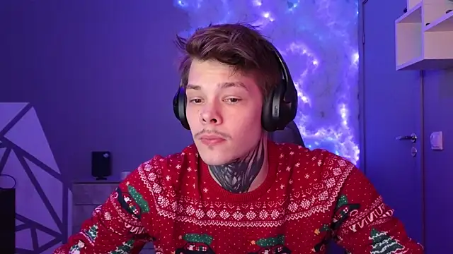 DENIS HERE online show from December 31, 12:04 pm