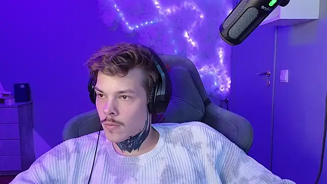 DENIS HERE online show from January 25, 11:23 am