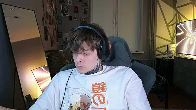 DENIS HERE online show from February 23, 8:55 pm