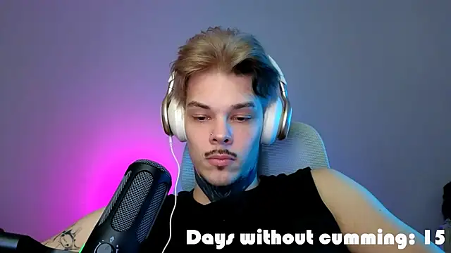 DENIS HERE online show from April 18, 7:56 am