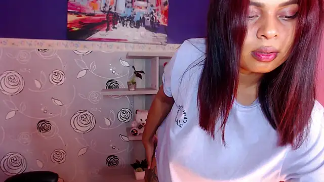 Naomi Tylers online show from February 9, 3:11 am