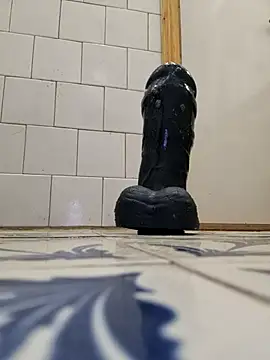 WhoreAnalsssxxx online show from March 14, 11:43 pm