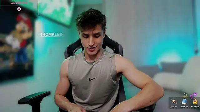 Snapshot of thomklein chatting on September 19, 9:26 pm thomklein online show from September 19, 9:26 pm