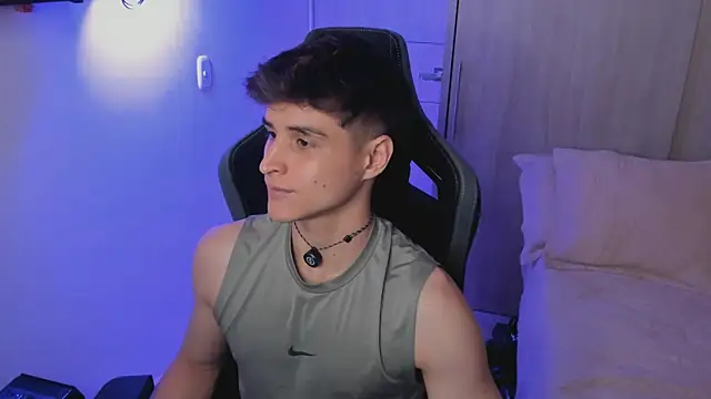 thomklein online show from March 18, 7:39 pm