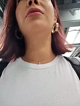 scarlett moore online show from October 29, 2:30 pm