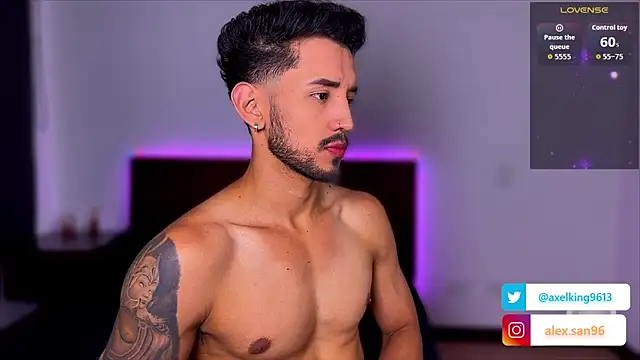 AxelKing1326 online show from October 11, 10:30 pm