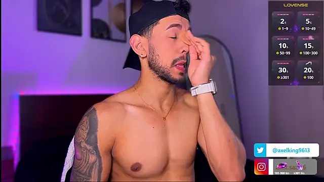 AxelKing1326 online show from November 8, 9:24 pm