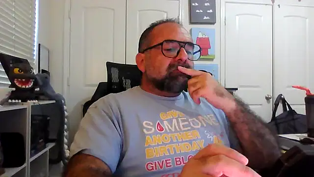 Snapshot of chainjulious chatting on October 15, 4:07 pm chainjulious online show from October 15, 4:07 pm