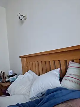 jonjoey123 online show from April 12, 7:35 am