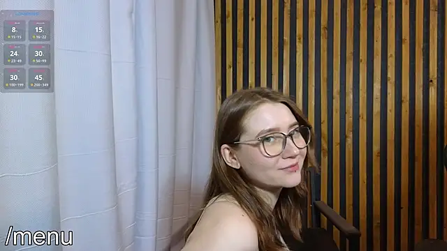 Snapshot of alicepugh chatting on January 8, 7:03 pm alicepugh online show from January 8, 7:03 pm