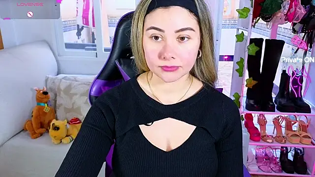 Tawny cox online show from January 31, 1:45 pm