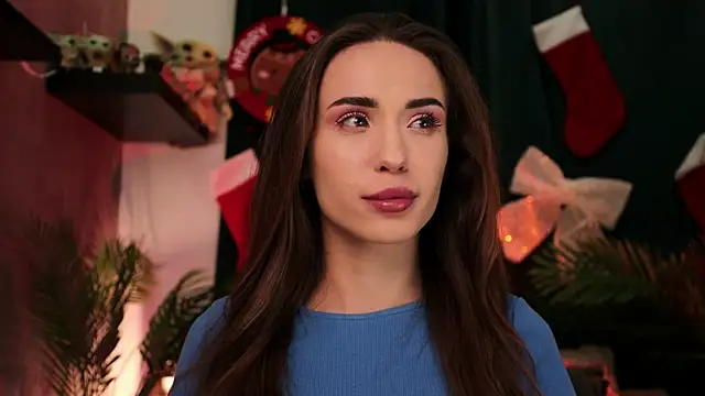 BabyYoda- online show from December 15, 12:17 pm